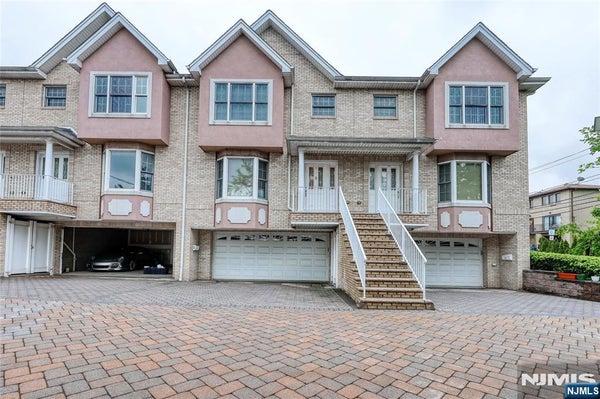 425 WEST ST # B, FORT LEE, NJ 07024 - Image d62284e6f07fc3d2a778f8b3bbfeb847/1477229709