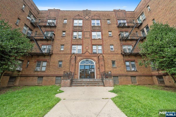 433 LINCOLN AVE # C001G, ORANGE, NJ 07050 - Image d77c2048fabc8e57492bb64a9b79f7ba/2343374704