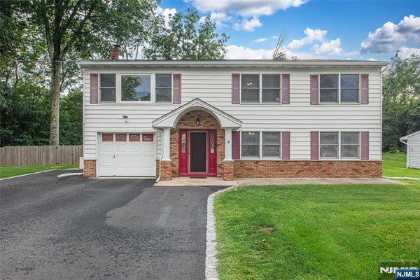 1 JAMES DR, MOUNT ARLINGTON, NJ 07856 - Image d80e40aa0aabe7d16fd4be447e0fbc99/3340944744