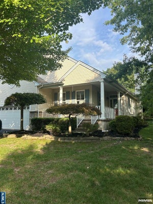 205 ROLLING MEADOWS BLVD N, ASBURY PARK, NJ 07712 - Image d85180eff898e9976eb26a8bc4a8cedf/536800676