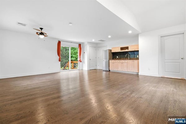 20 SOMERSET RD # 1, NORWOOD, NJ 07648 - Image dbc375143bf2a3cf84af3edce7a1b7ff/865133594