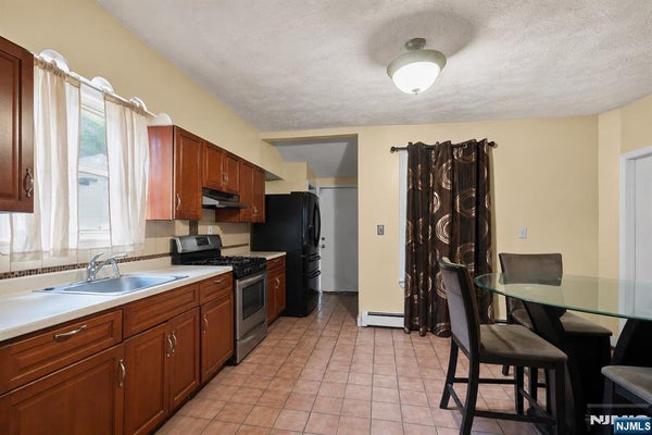 526 E 25TH ST, PATERSON, NJ 07514 - Image dde0cd3d243ab90ebd3252aed26995e1/2745874784