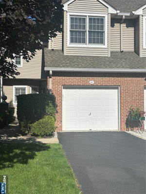 88 KENT DR, ROSELAND, NJ 07068 - Image e0e8a54aaefbdb52dd4df592701ac0f6/1615023210