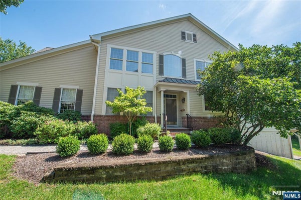 75 SCHINDLER WAY, FAIRFIELD, NJ 07004 - Image e2f11f0e7553e56df71f1ea2bb46aceb/3825387370