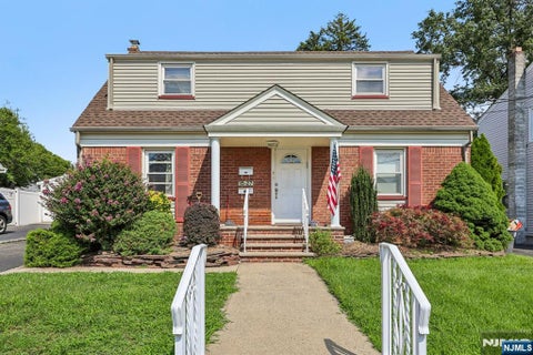 Photo for 15-27 Parmelee Avenue