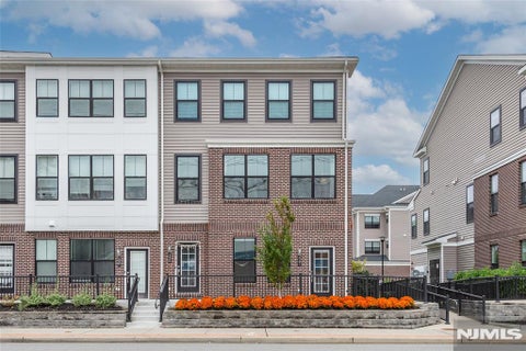 Photo for 341 Main
