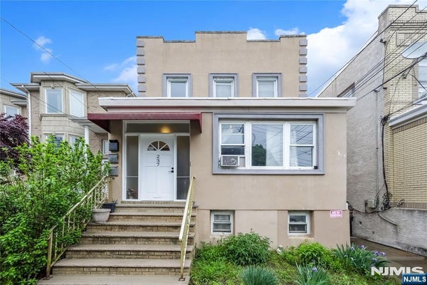 237 DAY AVE # 2, CLIFFSIDE PARK, NJ 07010 - Image e4e9937e45afa446f5cd3202d6e3cbca/198727392