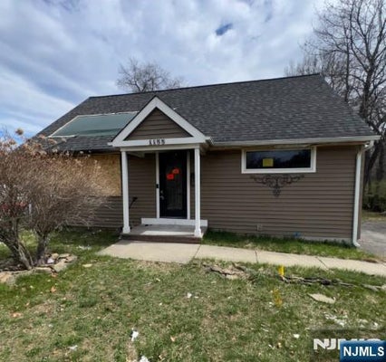1155 RINGWOOD AVE, POMPTON LAKES, NJ 07442 - Image e59bbd6b3c03de91e93a6df88264b8fc/2633460448