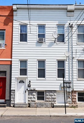 653 4TH AVE, ELIZABETH, NJ 07202 - Image e66af80dee3876c093c18bd26d85c8b2/3664868117