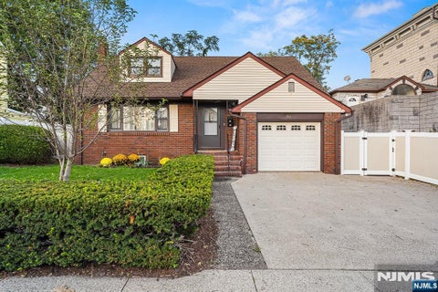 Photo for 113 Carlisle Avenue