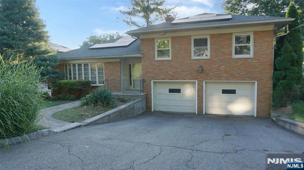 8 MOUNTAIN WAY S, WEST ORANGE, NJ 07052 - Image eb4cd14e8b4d6bdee5da98db8d8c8ab3/3728905393
