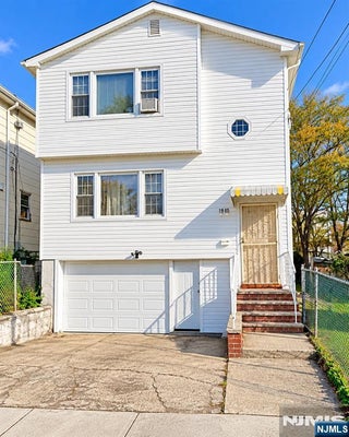 190 FABYAN PL, NEWARK, NJ 07112 - Image ec20306dee5dcc8cc93c6c1b534ceccd/1440079286