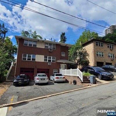 3 HOOKS LN, EDGEWATER, NJ 07020 - Image ecb43380450d316607bc38b4fceca82b/3611331660