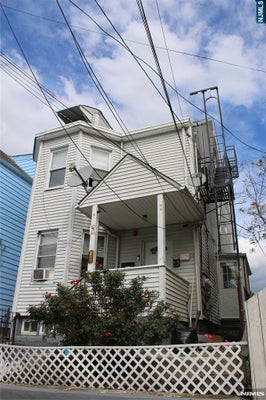 124 ALBION AVE, PATERSON, NJ 07502 - Image f19d43c09c1947a1c61f1a57a7ea2bf4/2497617651