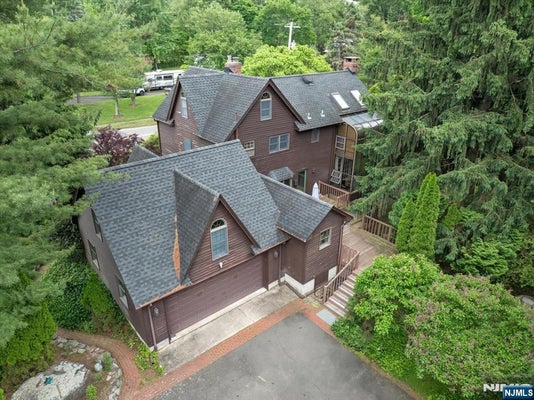 148 SPRING VALLEY RD, MONTVALE, NJ 07645 - Image f2560c99bf22a76efcccd5f606fe38be/814612729