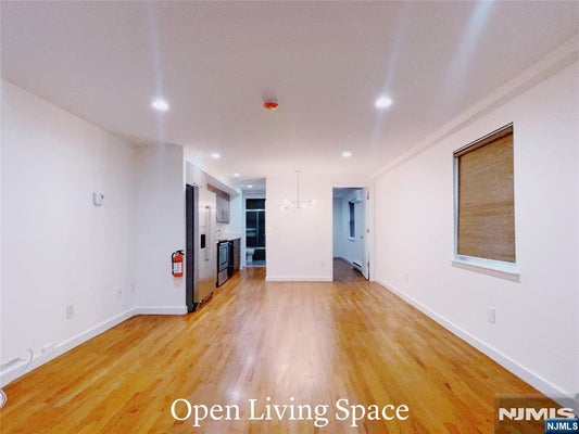 327 UNDERCLIFF AVE # 1, EDGEWATER, NJ 07020 - Image f5c9d894df75b59e62852d55ebf6bd94/48126660