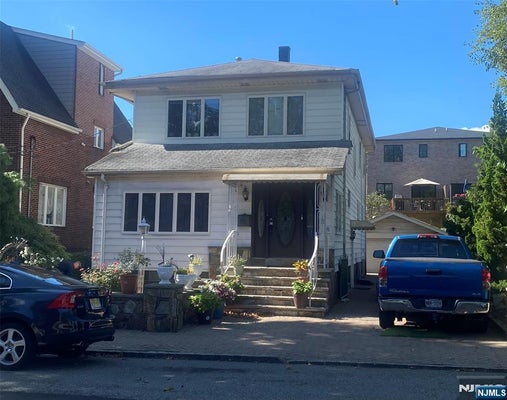 58 CRESCENT AVE, CLIFFSIDE PARK, NJ 07010 - Image f7e9b948c5a2d04ea1e694430cc68ee7/1889495048