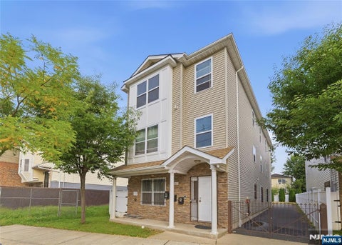 Photo for 574 S 11th Street