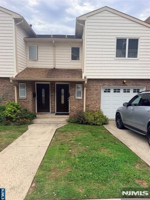 635 5TH ST # A, CARLSTADT, NJ 07072 - Image fcdbb5846aba6c8cfb83b2f396575c55/1189711492