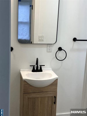 78 VALLEY ST, NEWARK, NJ 07106 - Image febe13d4576dbdbc5a2f9bd176a99df4/4237282924