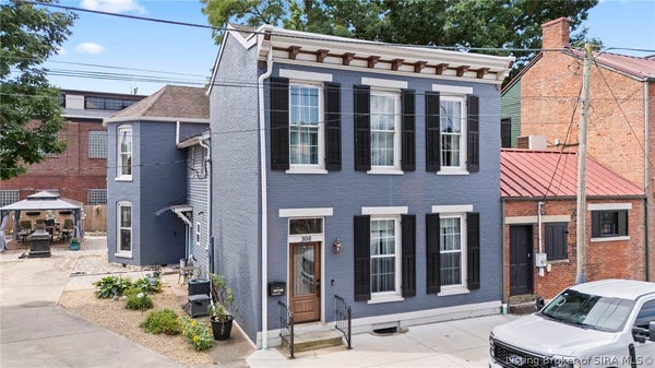 308 E 3RD ST, MADISON, IN 47250 - Image 1e69da3ffad0f060b0f12bf5eb60d522/3014946608