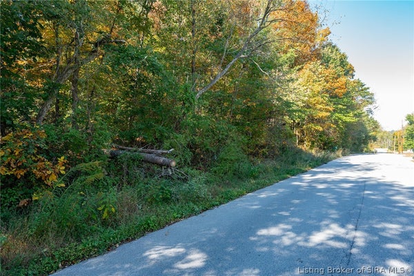 200A BLOCK BROEKER LANE, NEW ALBANY, IN 47150 - Image 29a753daece44cdeecd80e4e753c321d/2241964257