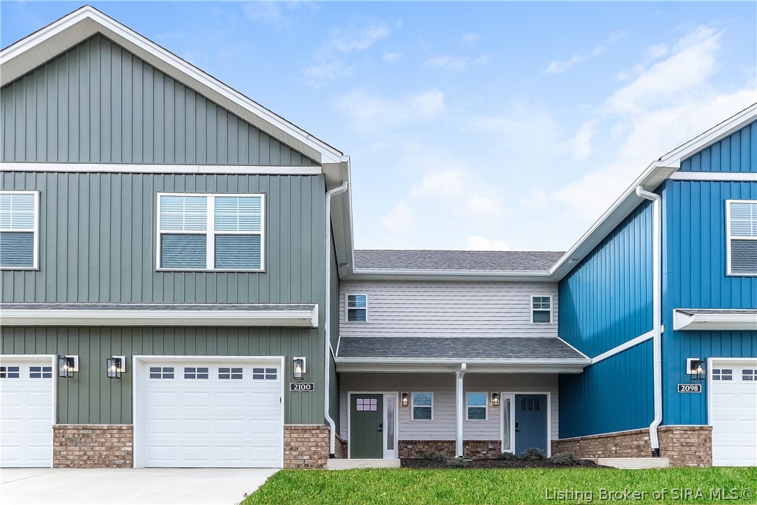 Photo 1 of 17 — 2100 Steamboat Way, Jeffersonville, IN 47130