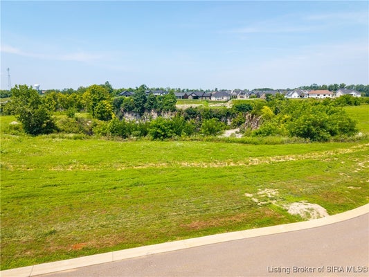 8011 LIMESTONE RIDGE WAY, JEFFERSONVILLE, IN 47130 - Image 4ce6670b7ee41c8d3c1d6e07c85fa6e9/4259214027