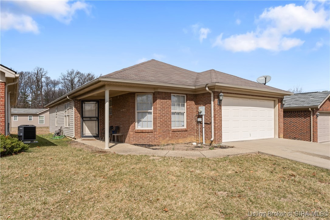 Jeffersonville, Indiana 47130, United States, 3 Bedrooms Bedrooms, ,2 BathroomsBathrooms,Residential,Active,86388