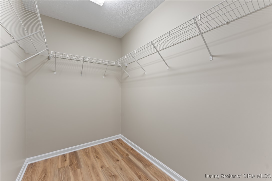 Jeffersonville, Indiana 47130, United States, 3 Bedrooms Bedrooms, ,2 BathroomsBathrooms,Residential,Active,86388