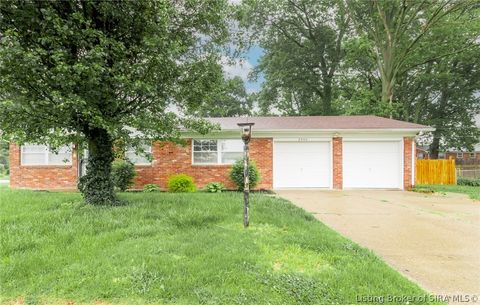 2260 Larch Drive, Clarksville, IN 47129 - MLS#: 202407643