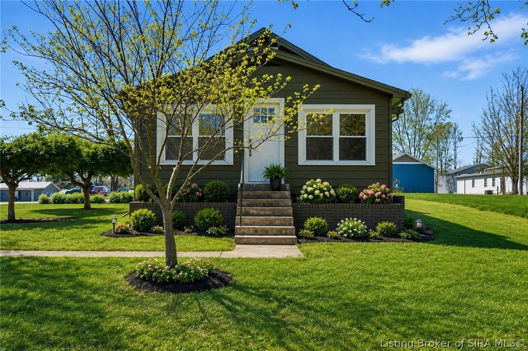 Photo 1 of 60 — 1525 Williar Avenue, Corydon, IN 47112