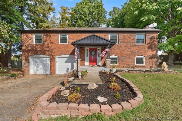 2107 SAINT ANDREWS RD, JEFFERSONVILLE, IN 47130 - Image 7d40bb0e9a2bc933692c33db95afb4dd/2655978192