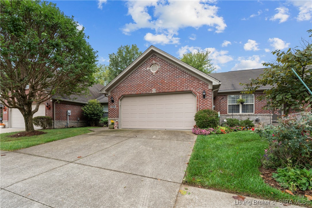 Clarksville, Indiana 47129, United States, 2 Bedrooms Bedrooms, ,2 BathroomsBathrooms,Residential,Active,41142