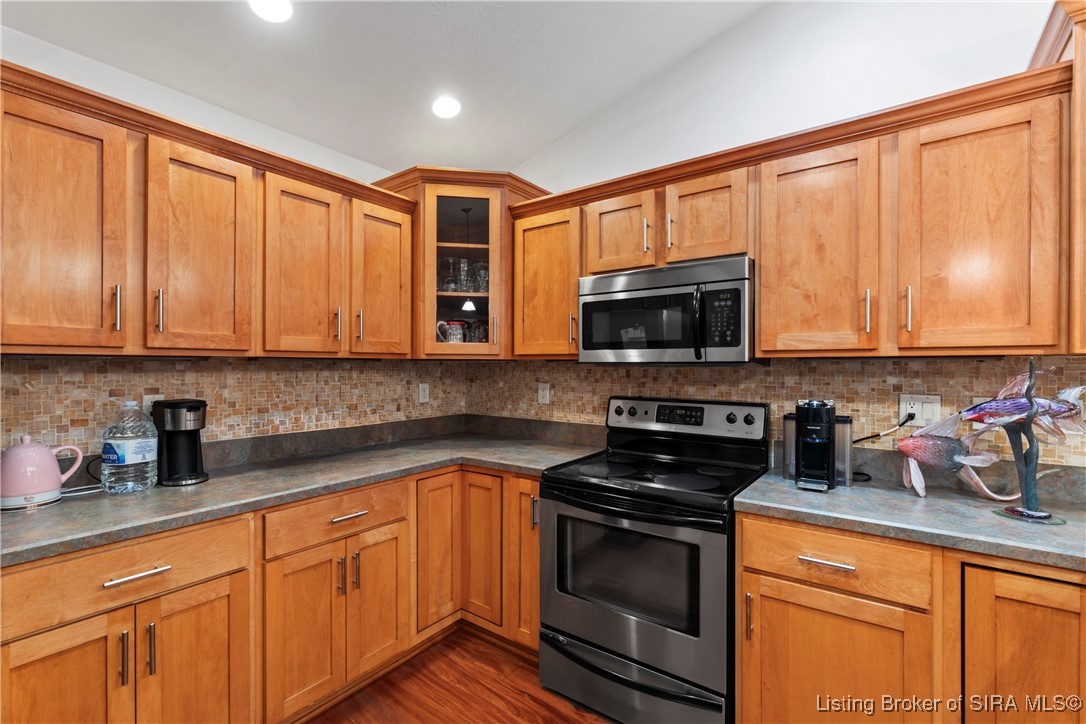 Clarksville, Indiana 47129, United States, 2 Bedrooms Bedrooms, ,2 BathroomsBathrooms,Residential,Active,41142