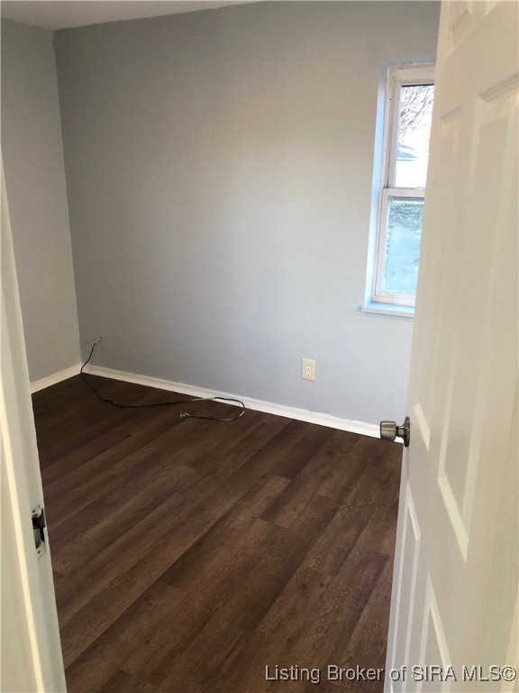 Jeffersonville, Indiana 47130, United States, 3 Bedrooms Bedrooms, ,1 BathroomBathrooms,Residential,Active,81700