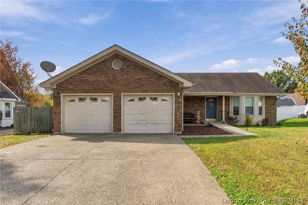 3605 GREENFIELD DR, NEW ALBANY, IN 47150 - Image a211d61ae95c6b149ec2ef41e54eea09/169596601