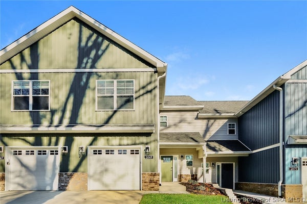 2069 PADDLE WHEEL DR, JEFFERSONVILLE, IN 47130 - Image a4ca625cdeaef3b40c70226e5b32cf2c/3955836241
