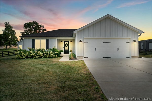 8215 SALEM CHURCH RD, CHARLESTOWN, IN 47111 - Image a5beab1e8bdd9eb4e7500ad65d5a49d9/2576631542