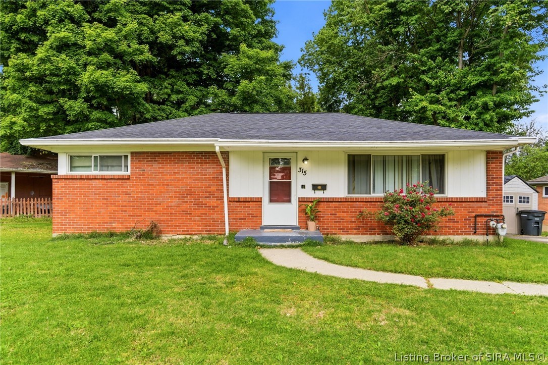 Photo 1 of 35 — 315 Mockingbird Drive, Jeffersonville, IN 47130