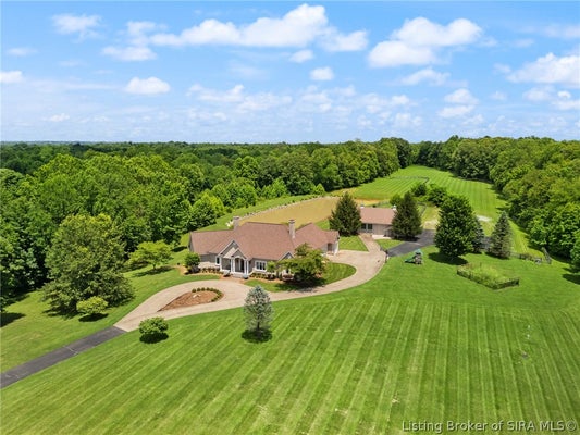 5000 BENT CREEK DR, FLOYDS KNOBS, IN 47119 - Image da8b76ecfa32e56281c7e56dc6852495/2388825199