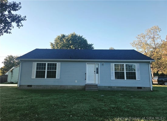 555 N WASHINGTON ST, SCOTTSBURG, IN 47170 - Image dcff02eebf92e15127fac1f4f7b5287e/3032263294