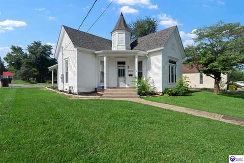 Photo of 300 W Main Street, Hodgenville, KY 42748 (MLS # HK2600292)