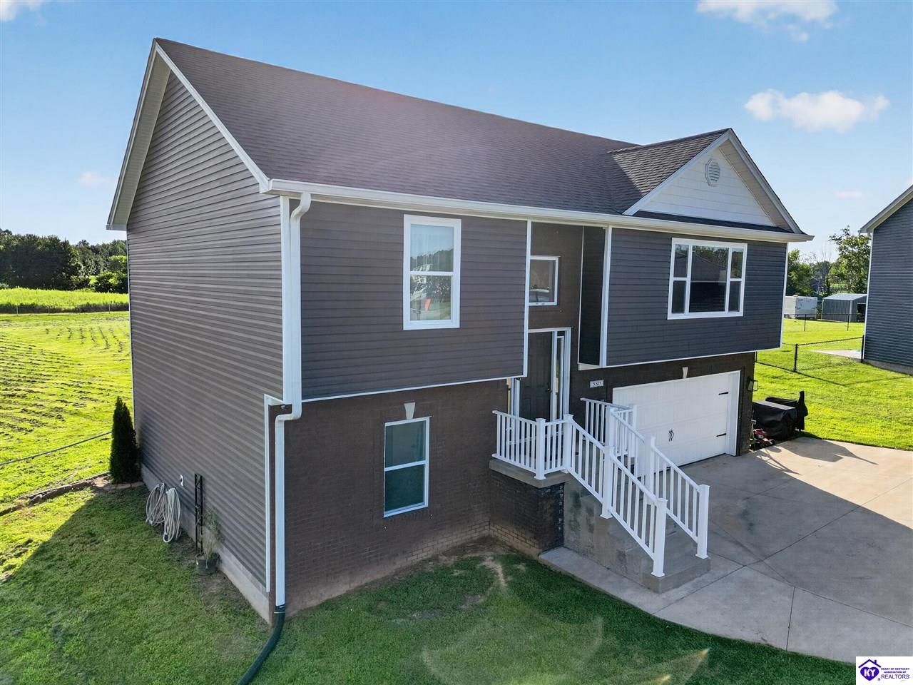 580 House Lane