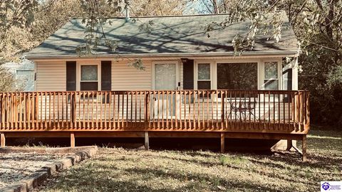 102 Severns Street, Elizabethtown, KY 42701 - #: HK25004613