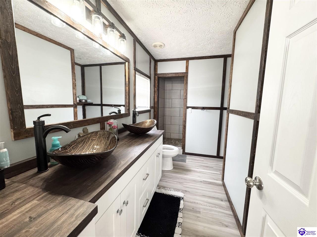 228 Cooper Road - Photo 3
