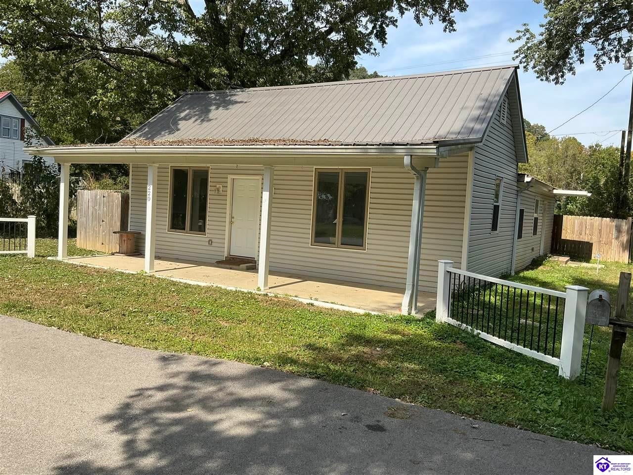 220 Colesburg Road