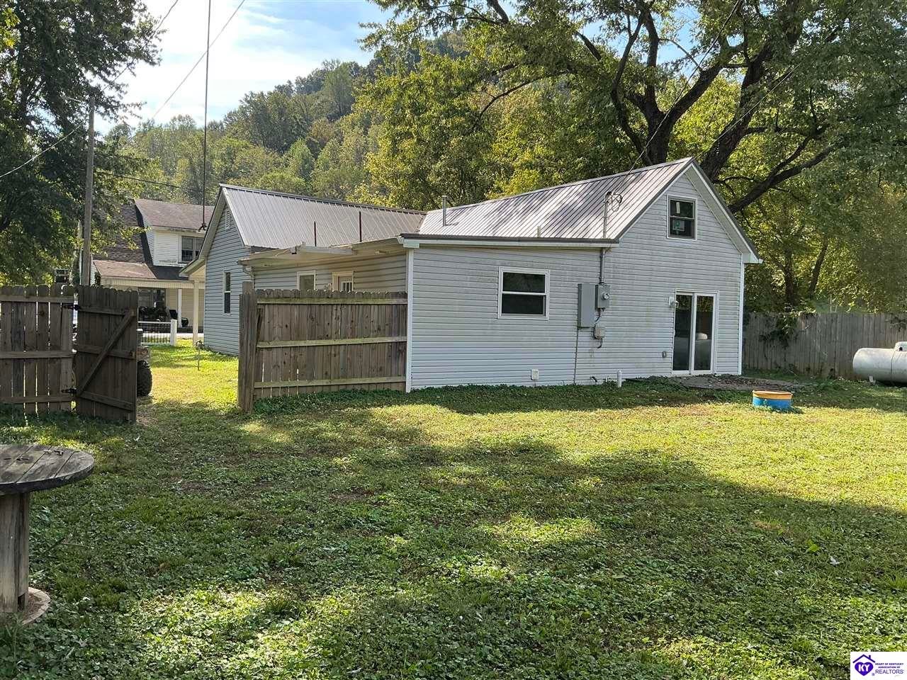 220 Colesburg Road