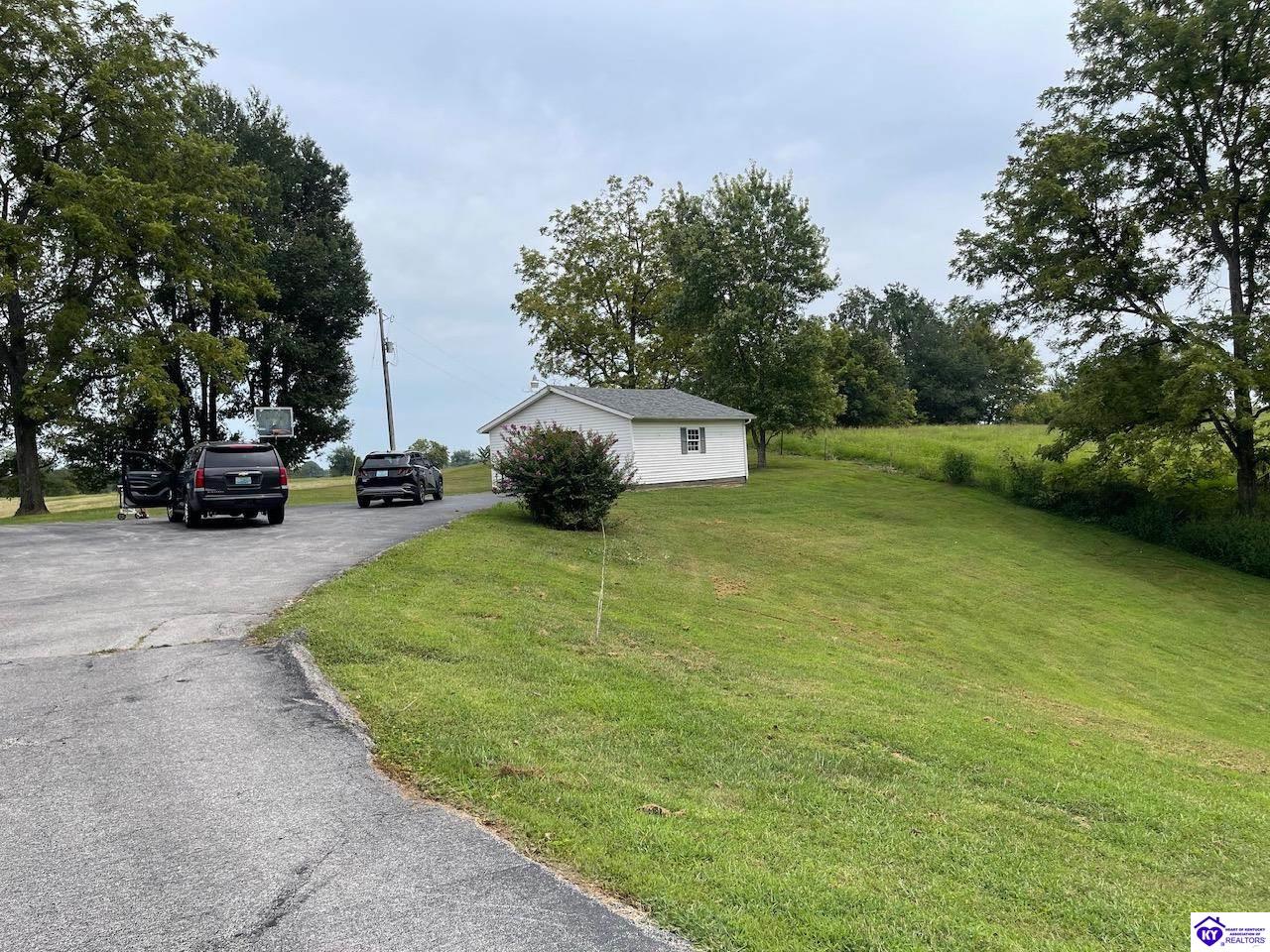7140 Lonoke Road - Photo 3