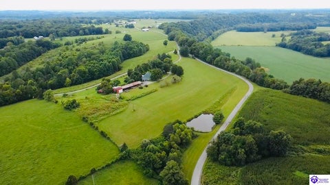 Photo of 927 E Lemon Bend Road, Campbellsville, KY 42718 (MLS # HK2603235)